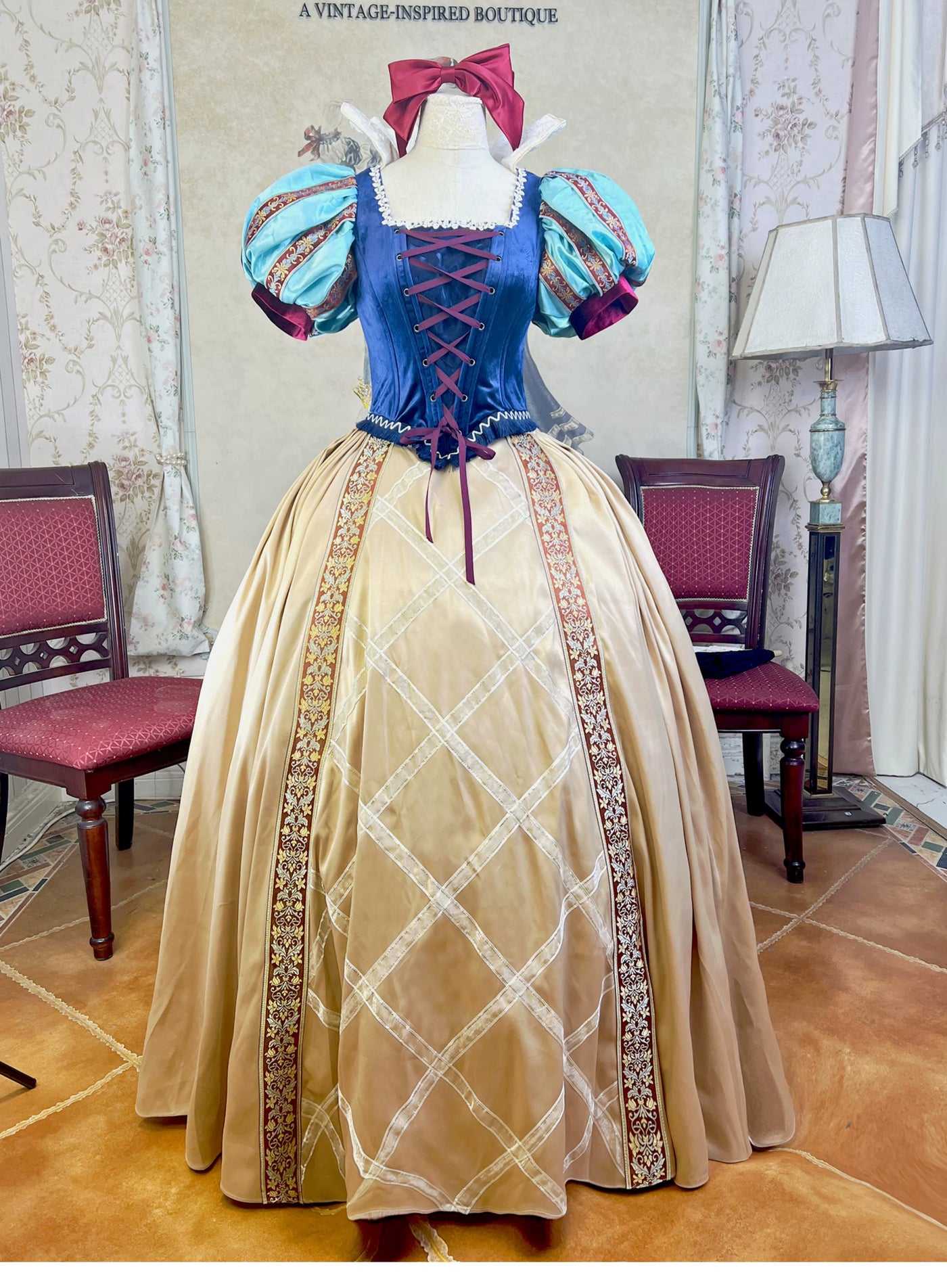 LACE GARDEN - Snow White Arrival - Royal Blue Dress Set with Puff Sleeves