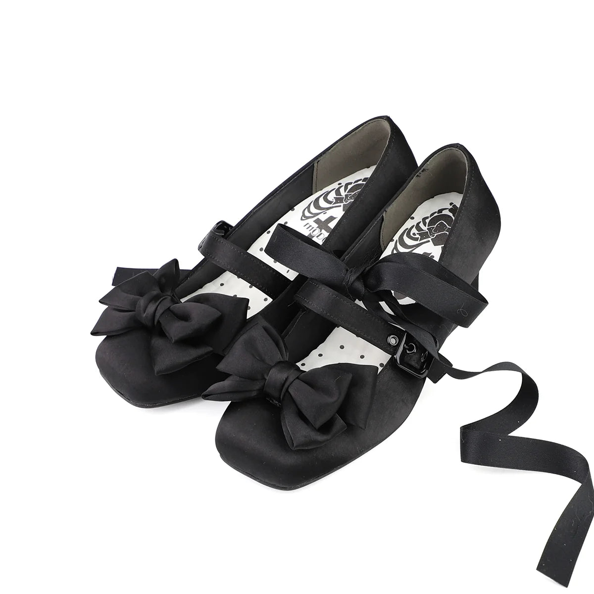 MODO - Sisi - Satin Lolita shoes with square toes and bow decorations