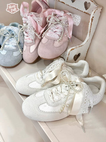 Sheep Puff Dream Lace Lo-Run Lolita Sneakers featuring white lace details and a playful, fashionable shoe design.