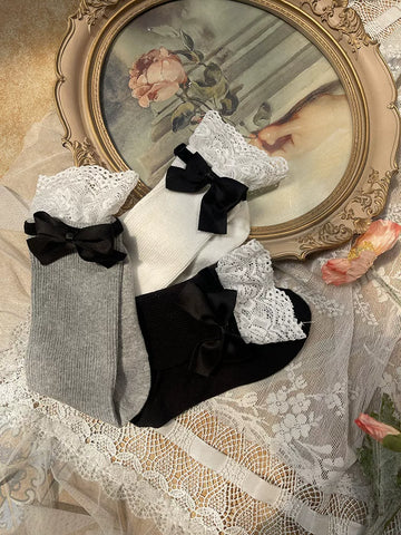 Sock Noble - Soft Girl - Vertical-Stripe Mid-Calf Scrunch Socks with Bows