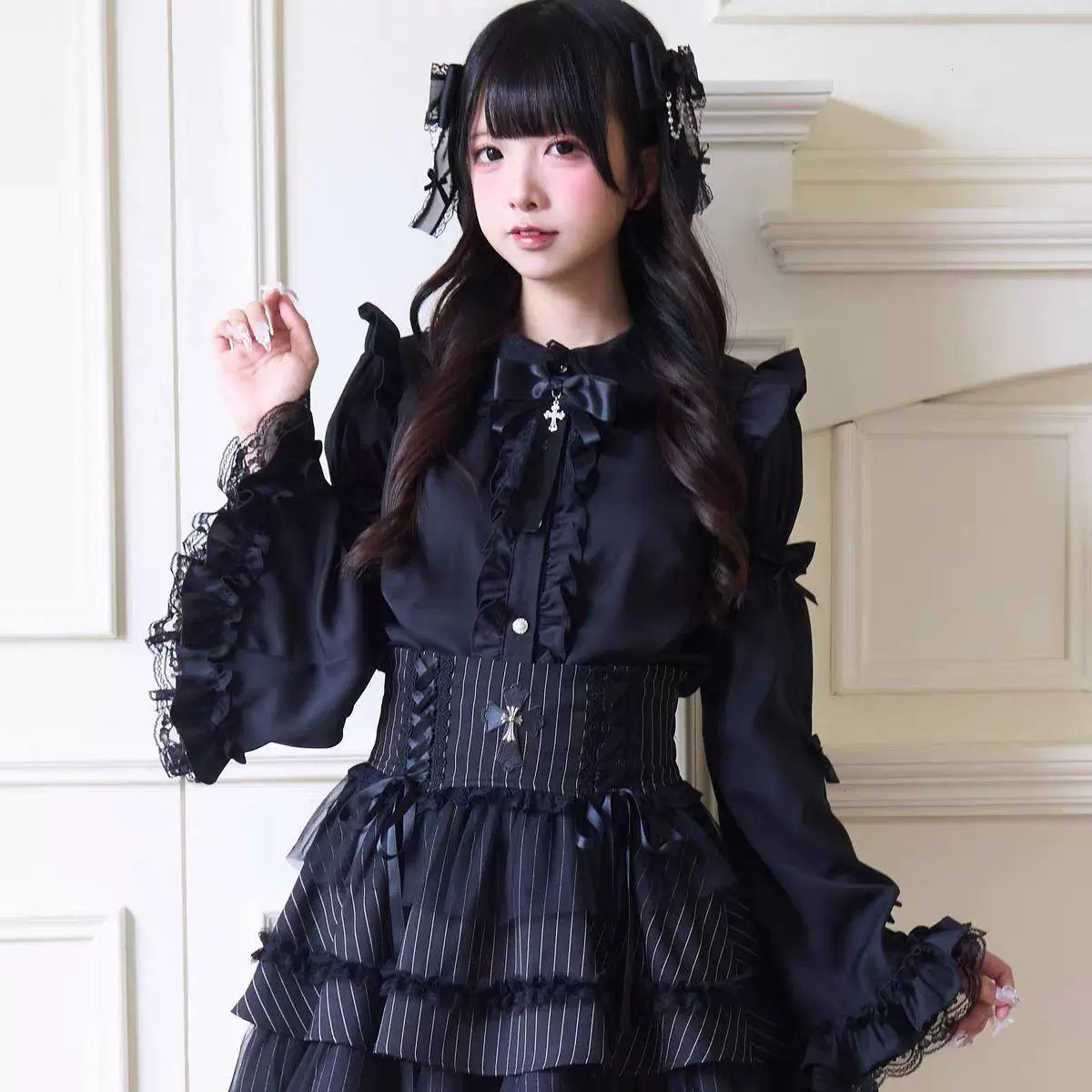 Sweetheart Dream Machine - Night Sparrow - Gothic Lolita blouse with princess sleeves