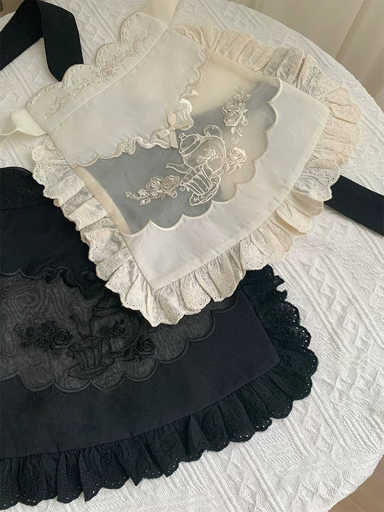 With PUJI - Rose Garden - Lolita Apron detail view 3