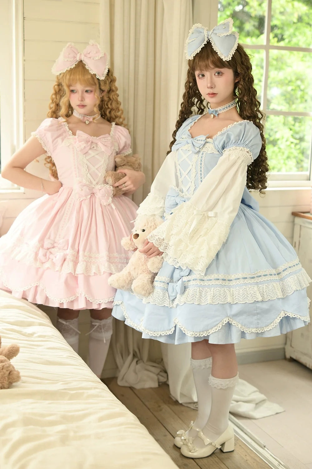 Miss Point - Vintage Petal Rabbit - Old School Lolita OP Cotton Dress, Petal-Shaped Hem