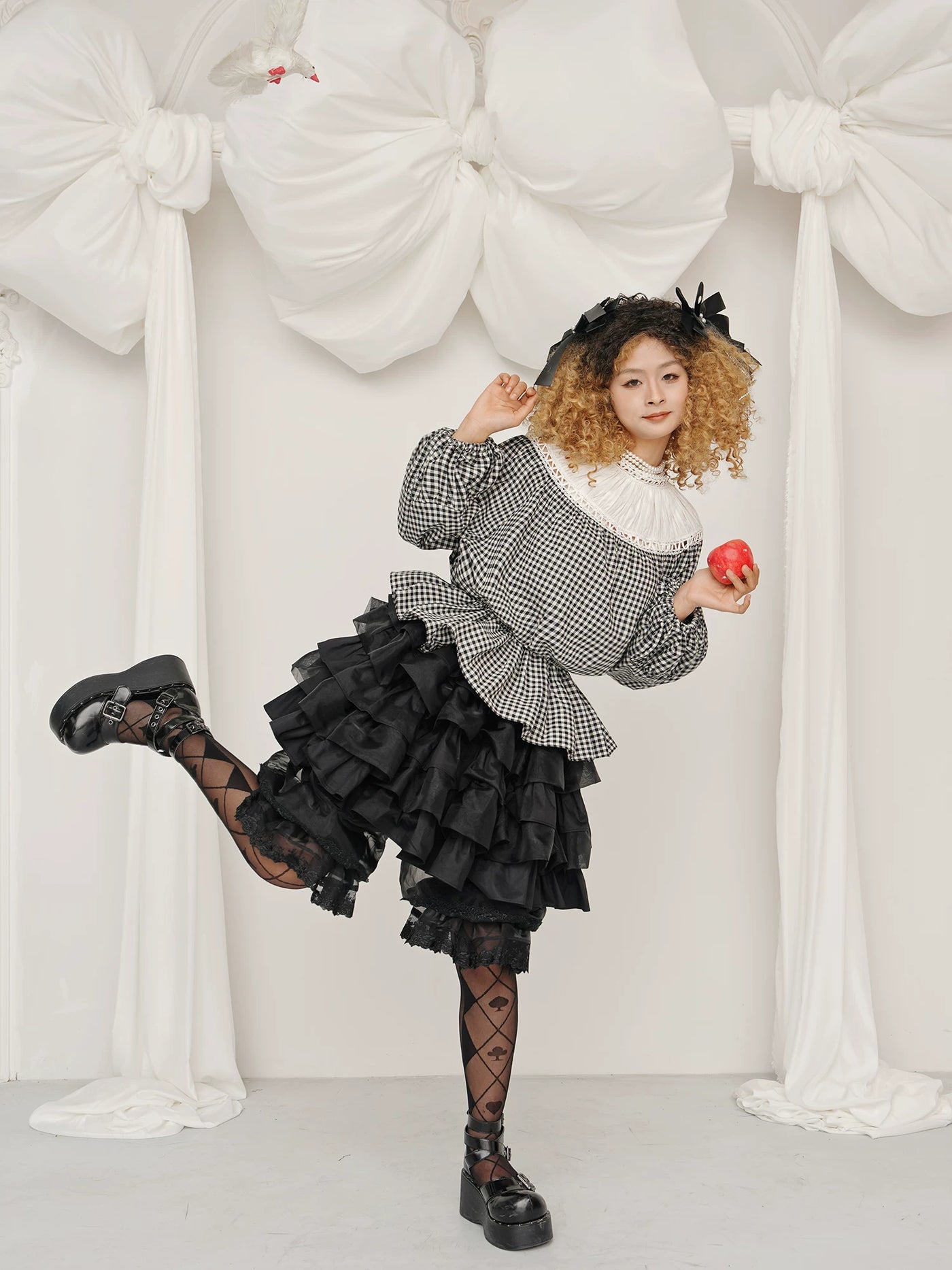 LACE GARDEN - Doll Check - Black-and-White Plaid Blouse and Pumpkin Pants Set with Layered Ruffles
