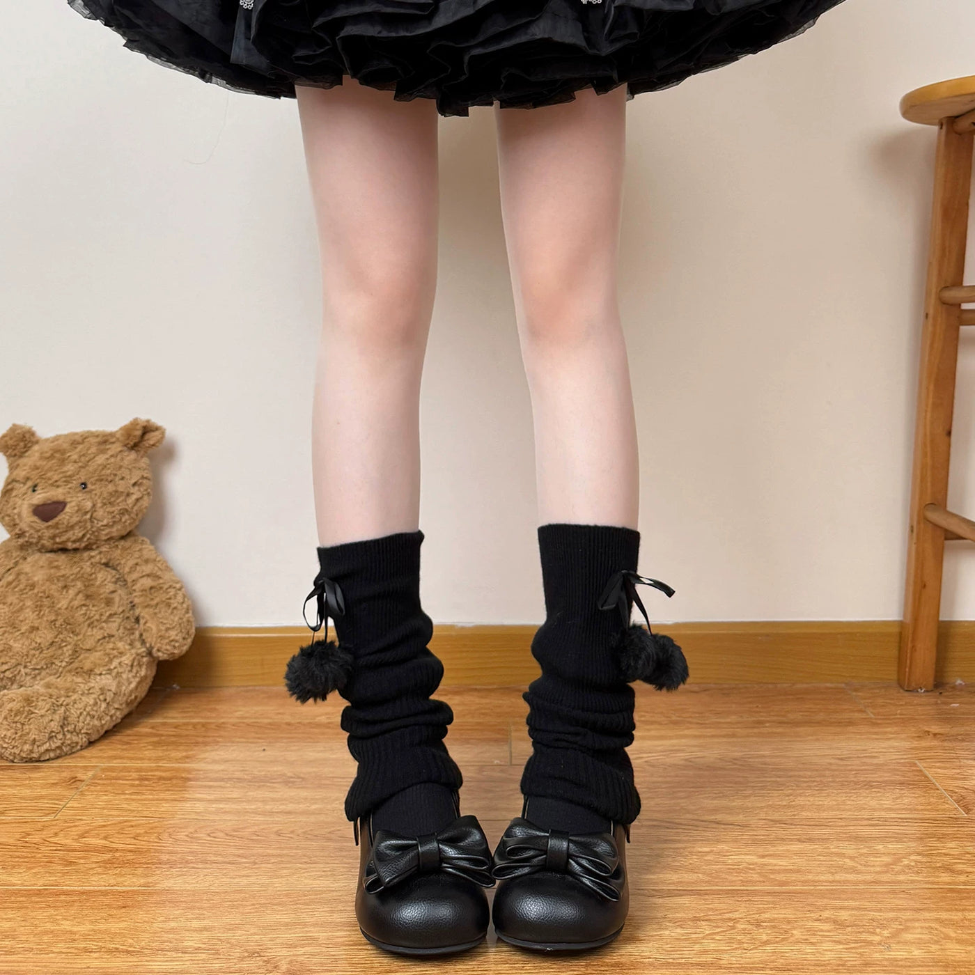 Chubby Bear Tales - Ribbon Pom-Pom - Scrunched leg warmers with ribbon ties and pom-pom details