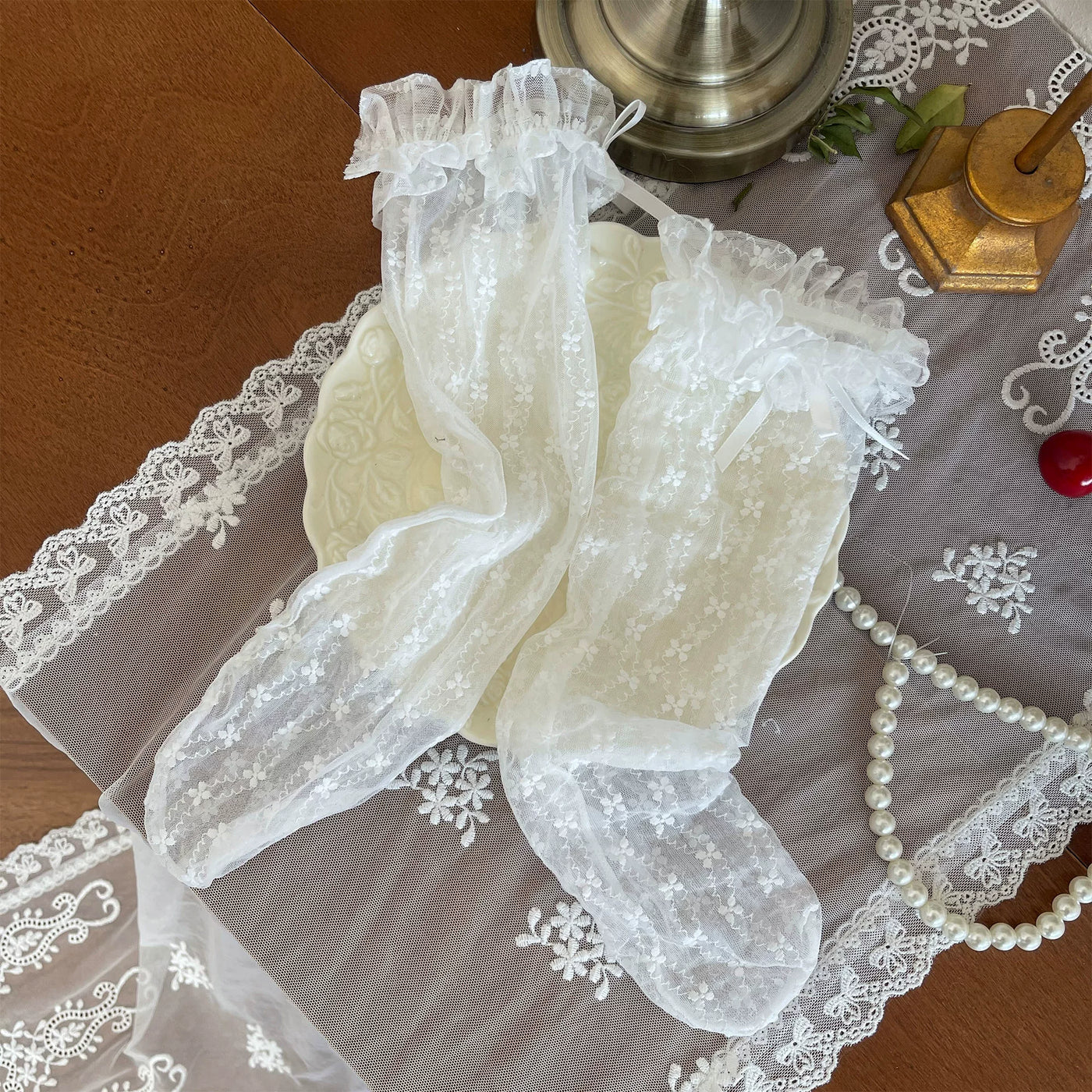 Sock Noble - Ballet Lace Layering - Pants with Lace-Up Detail