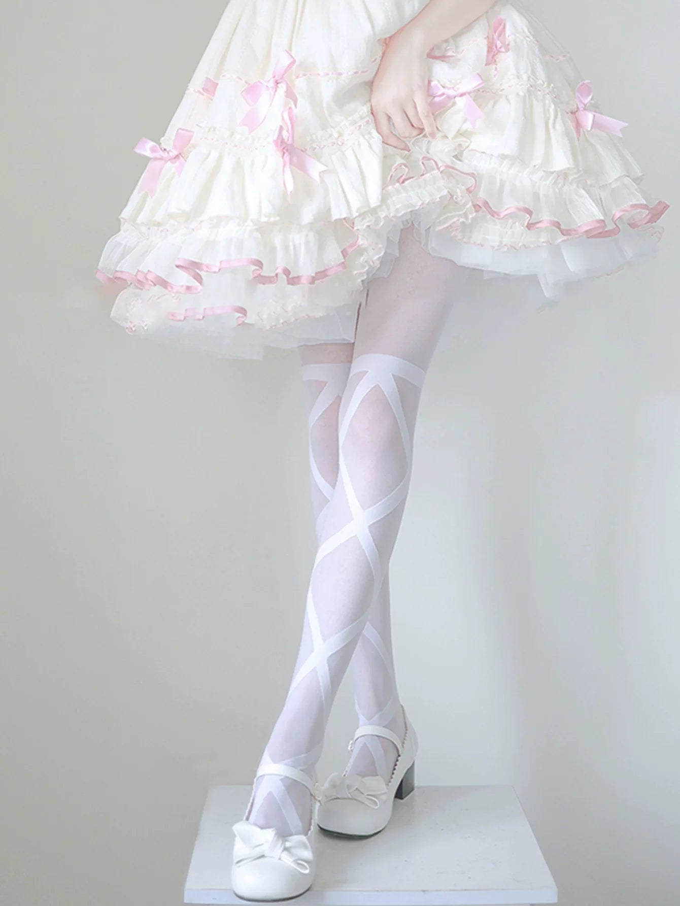 Fantasy Doll - Alice Diamond - Over-the-Knee Socks with a Cross-Lattice Pattern