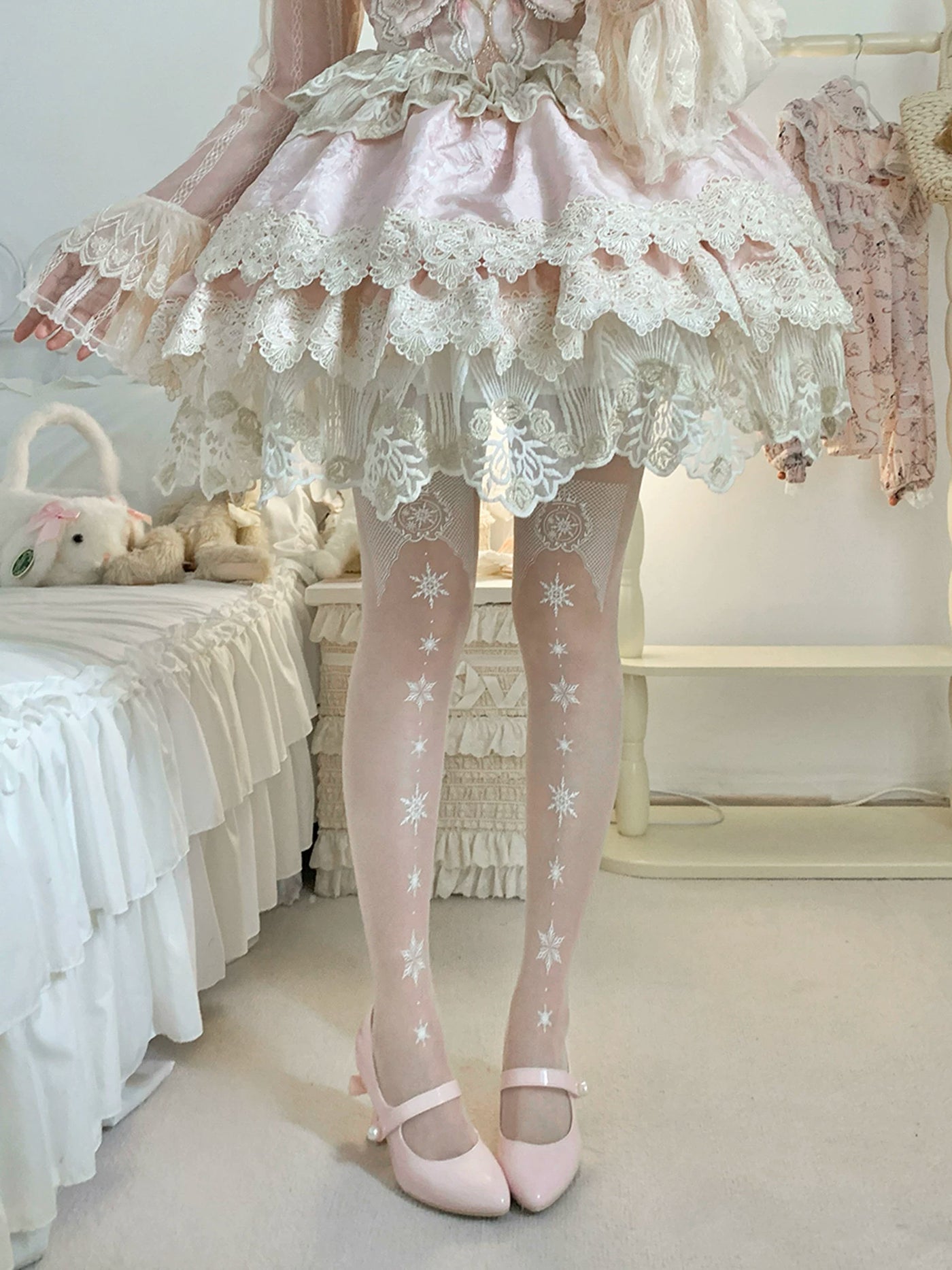 roji roji - Snowflake - Printed Pantyhose with White Snowflake Motifs