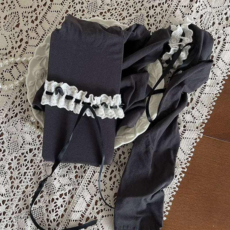 Sock Noble - Cream Lace - Velvet Tights with Lace-Trimmed Bands