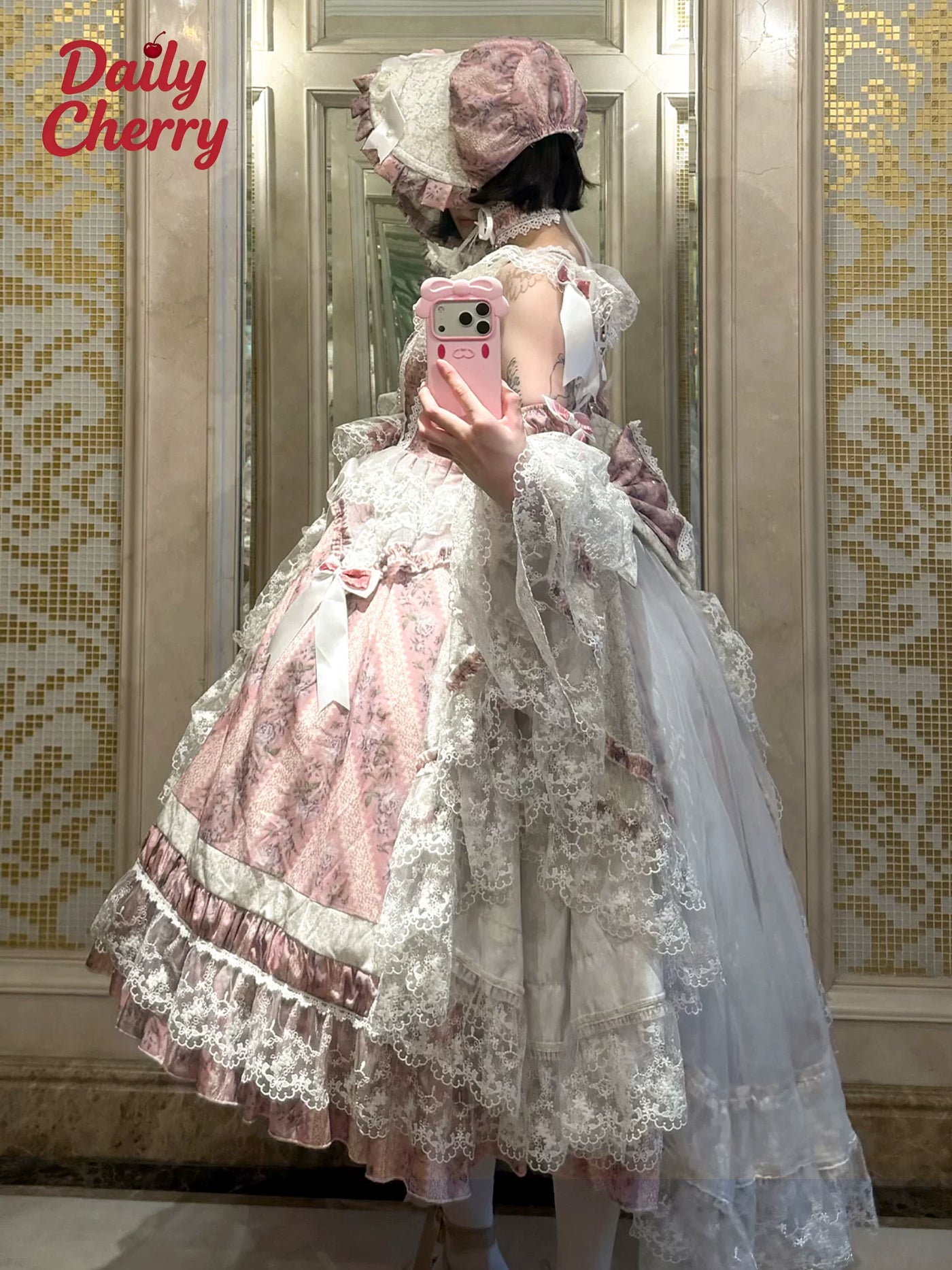 Daily Cherry Falling Stars bridal Lolita JSK - bodice detail