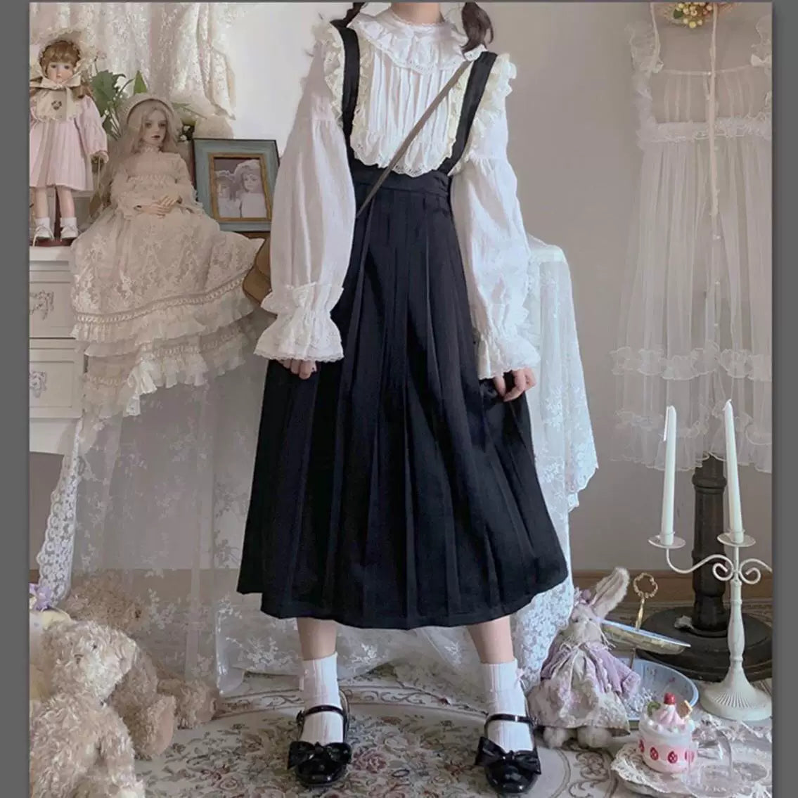 Sweetheart Dream Machine - Vintage Girlish - Blouse & Top with a Lace-Trimmed Stand Collar
