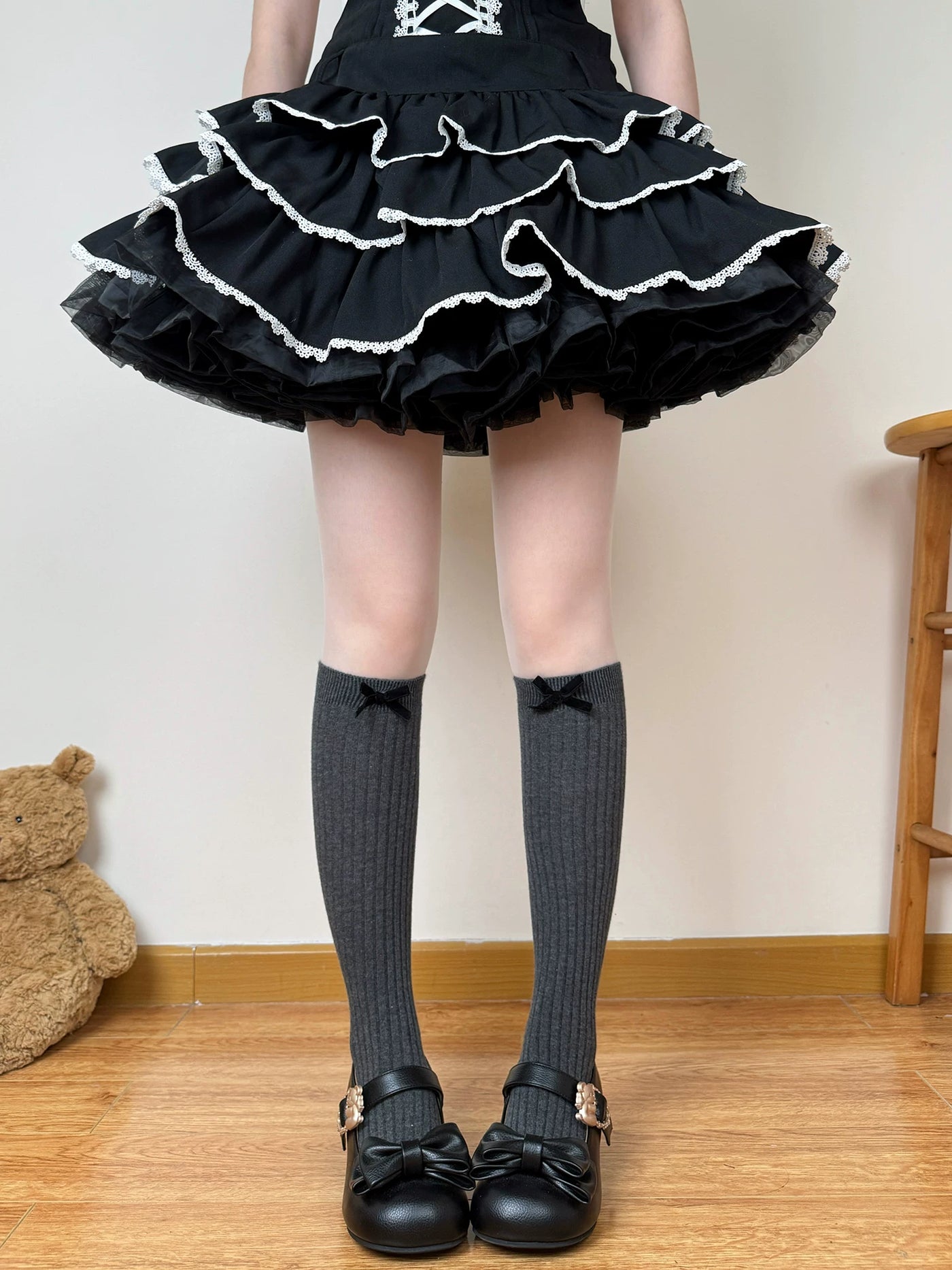 Chubby Bear Tales - Japanese Bow Rib - Ribbed Slouch Socks with Small Bow Accents