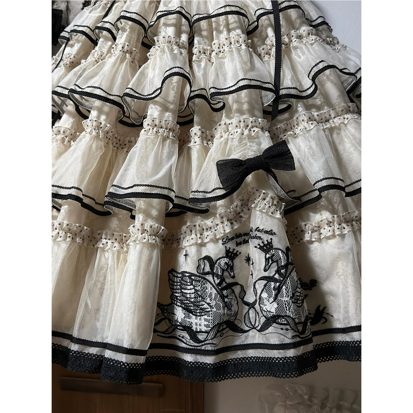 Creamy - Swan Princess - Ivory JSK Dress with Black Swan Embroidery