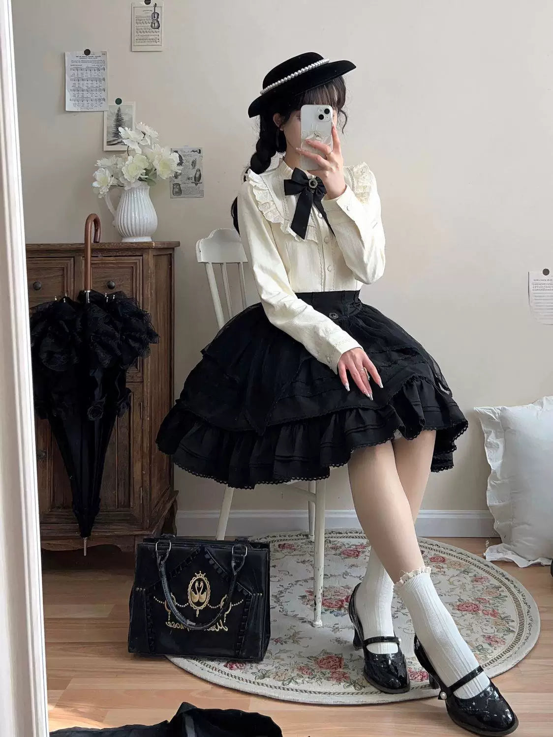 Sweetheart Dream Machine - Heiress Collar - Long-sleeve blouse with a ruffled lace collar