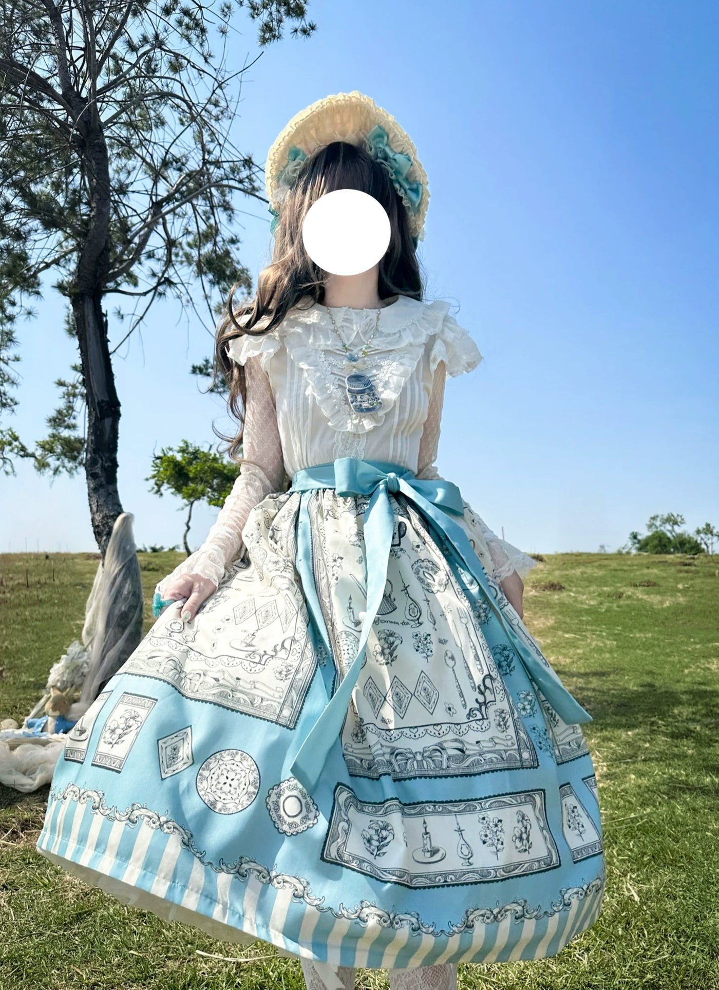 GZYRZ - Porcelain Heart Dream - Lolita Fashion with a Pencil-Style Illustration Print