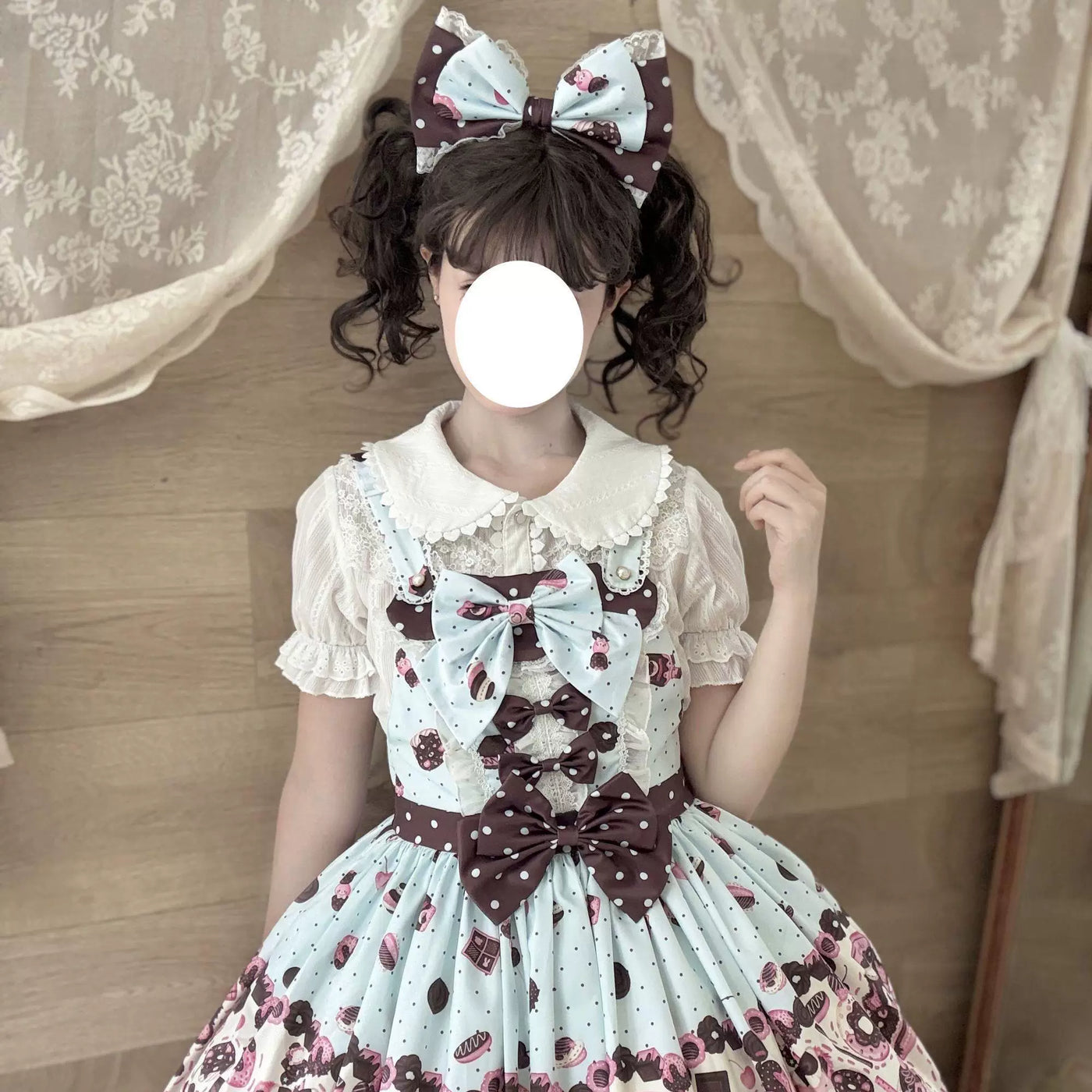 Sweetheart Dream Machine - Doll Collar Inner - White Blouse with a Peter Pan Collar