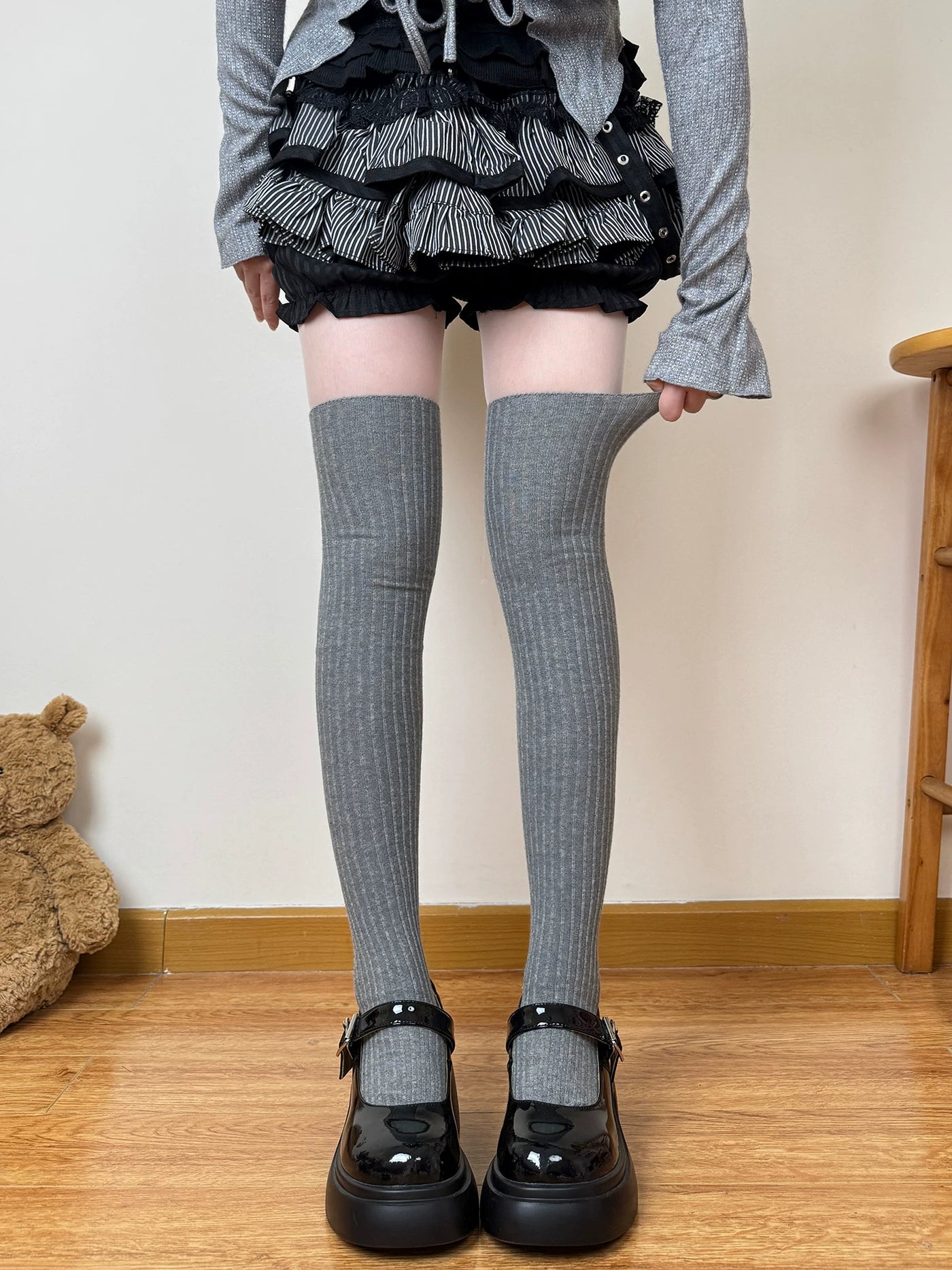 Chubby Bear Tales - Miu-Style Vintage - Over-the-knee socks with wide vertical ribbing