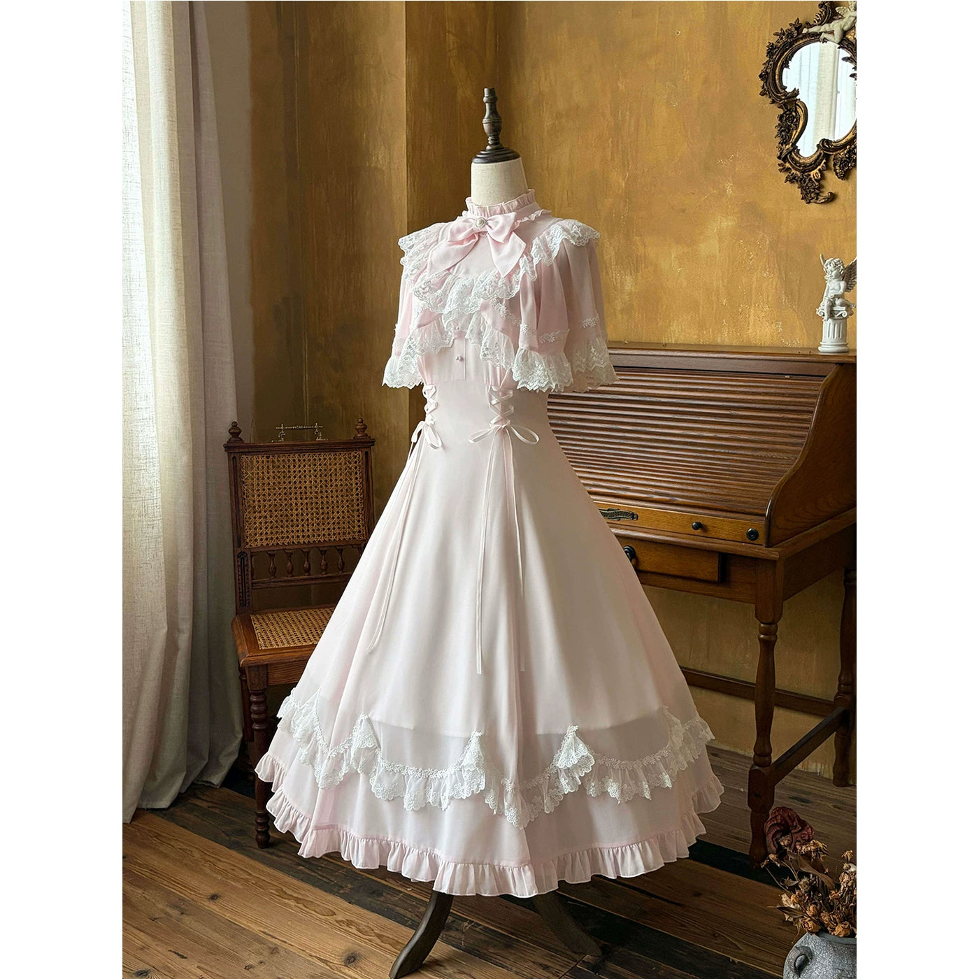 Creamy - Pink Lace Princess - Dress with lace-trimmed cape and waist ties