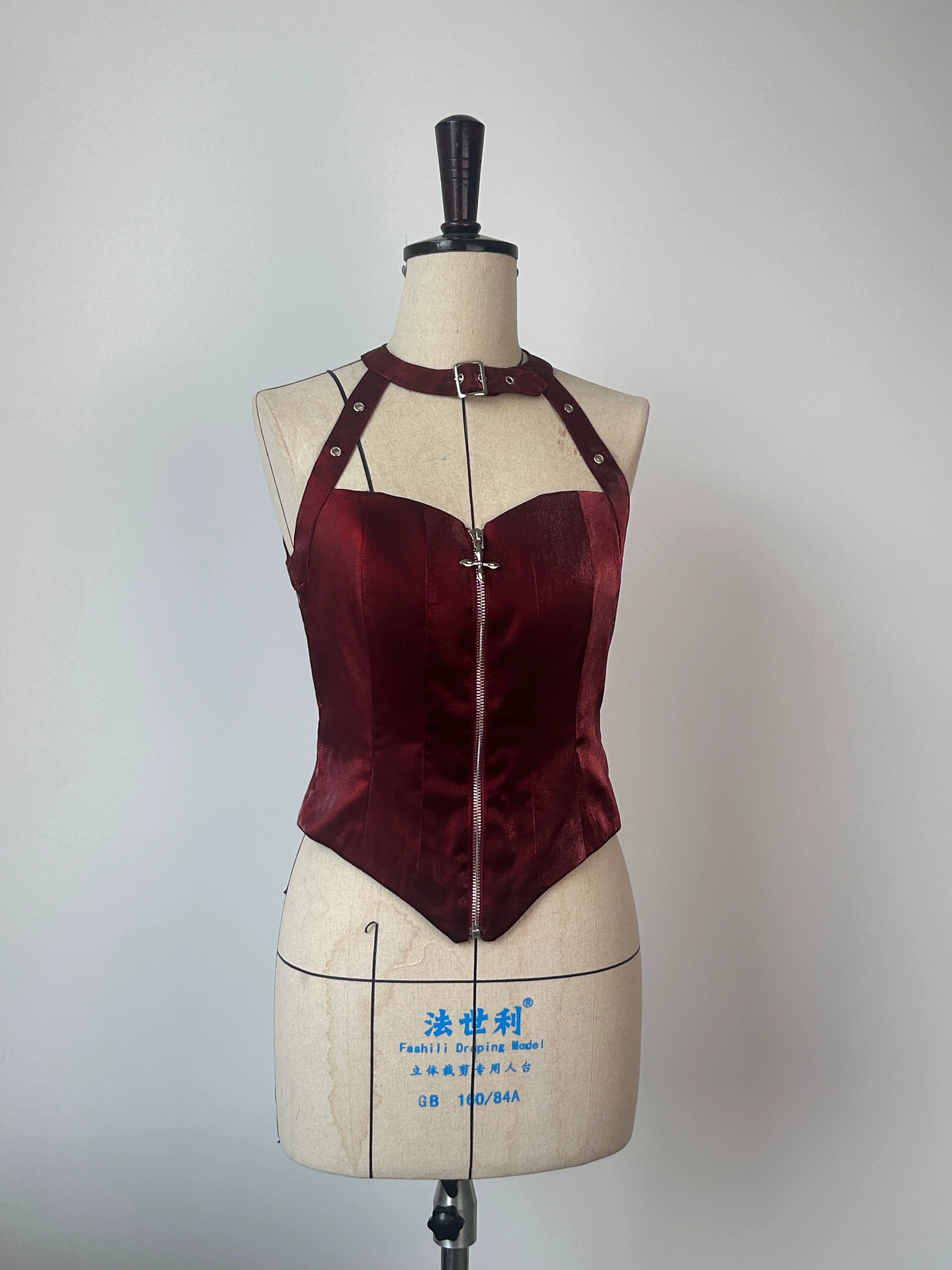 Spot Shipping within three days Page Sleeveless Ribs Acorn Lolita Original Design Gothic Ribs