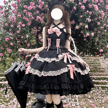 Lady Han Miss Pearl JSK dress by Lolita Fetch featuring a floral print, lace details, and a fitted bodice on a dress form.