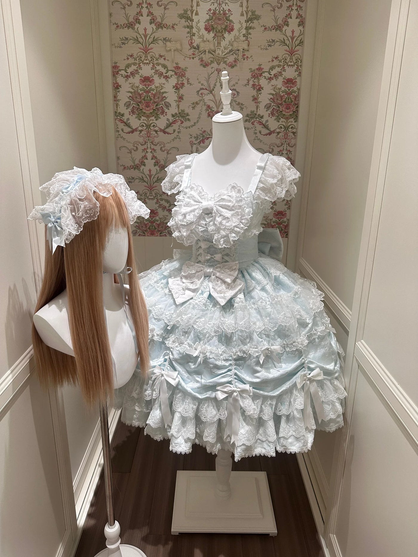 Sugar Girl - Satin Gift Box - Sweet Lolita JSK Dress, Bows and Layered Lace