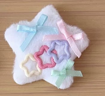 Golden Pikaka - Pastel Star Hair Accessories - Fluffy Star Hair Clip