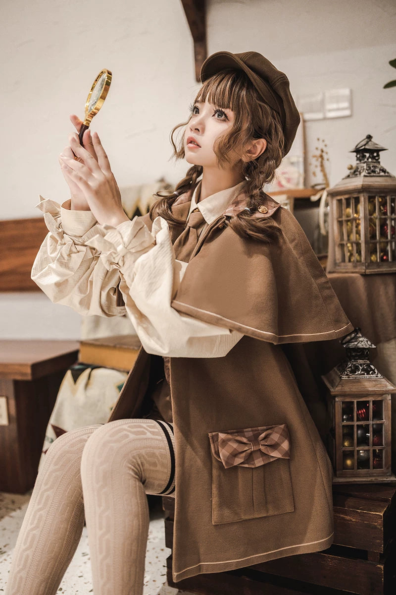 Baozi Pig - Detective Goose - Vintage Cape Coat with Contrast Piping and Patch Pockets