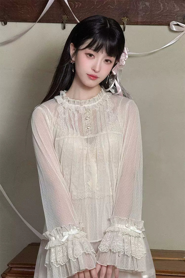 Sweetheart Dream Machine - Lace Atmosphere - Lace inner blouse with flared mesh sleeves