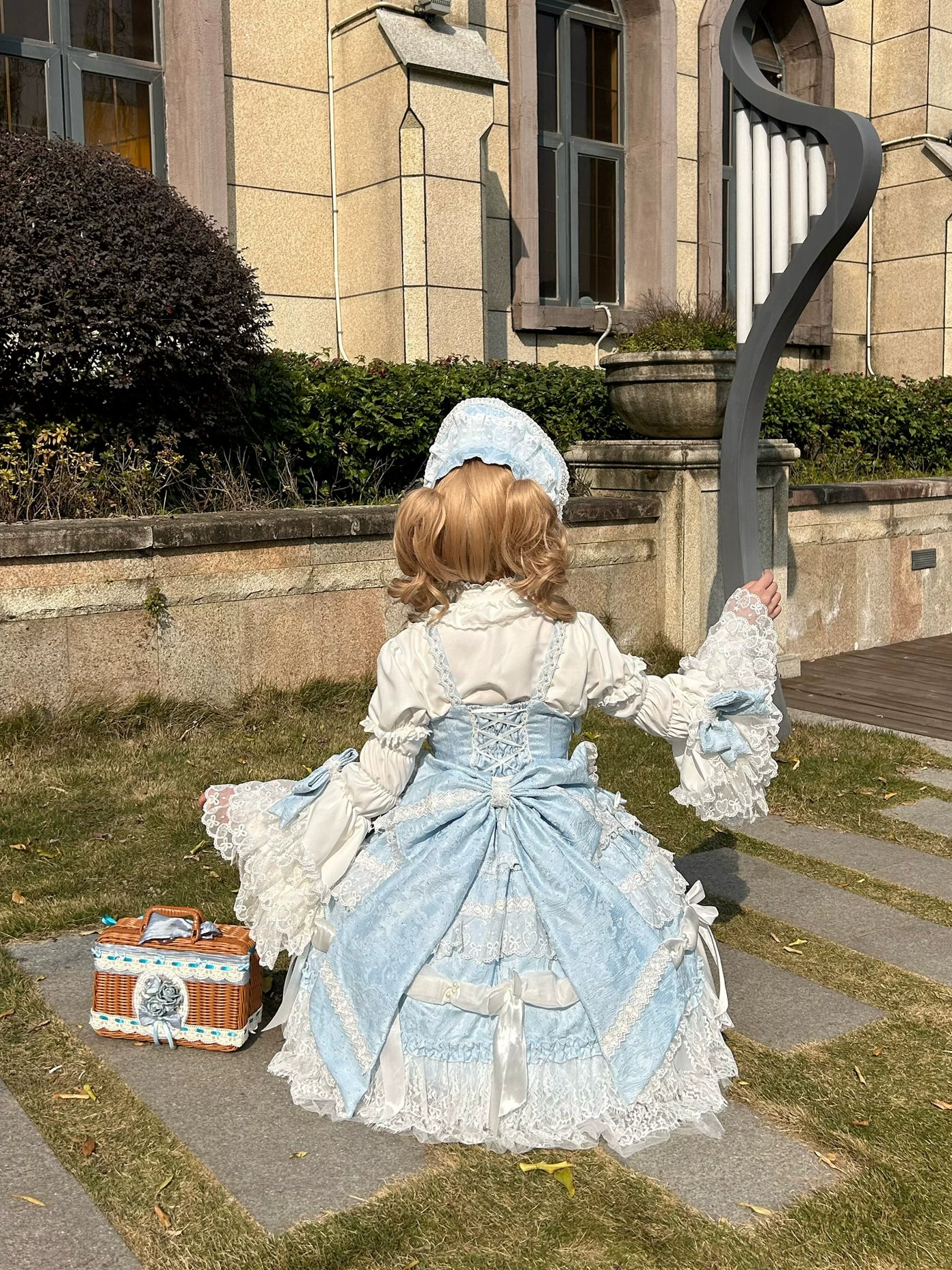 Hello Princess Lolita - Tajiya - Plus-Size Lolita Dress with Layered Lace Trim – detail view 2