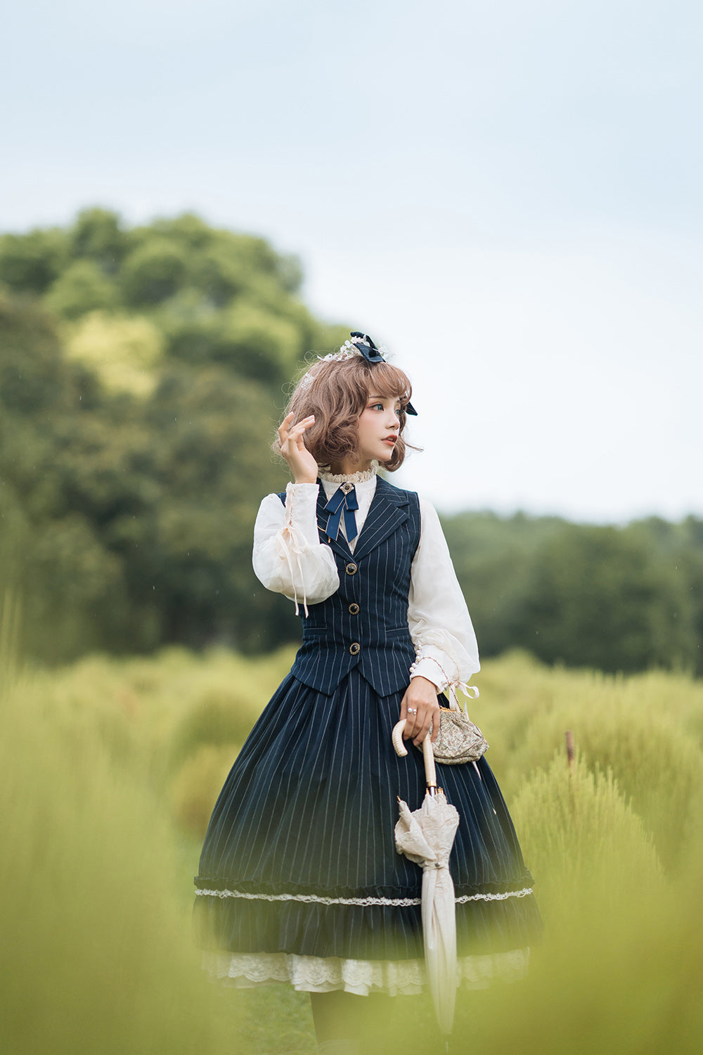 Miss Point - Rose Silhouette - Stripe Vintage Preppy Style Vest