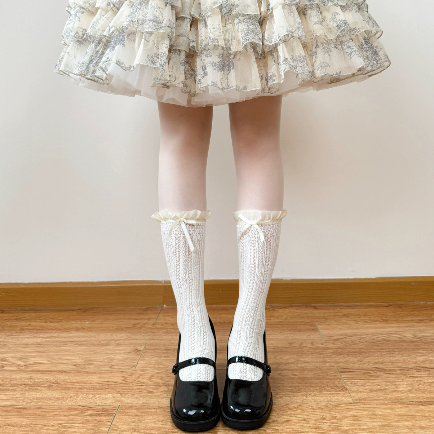 Chubby Bear Tales - Cream Lace Bow Collection - Named-Style Lace Socks