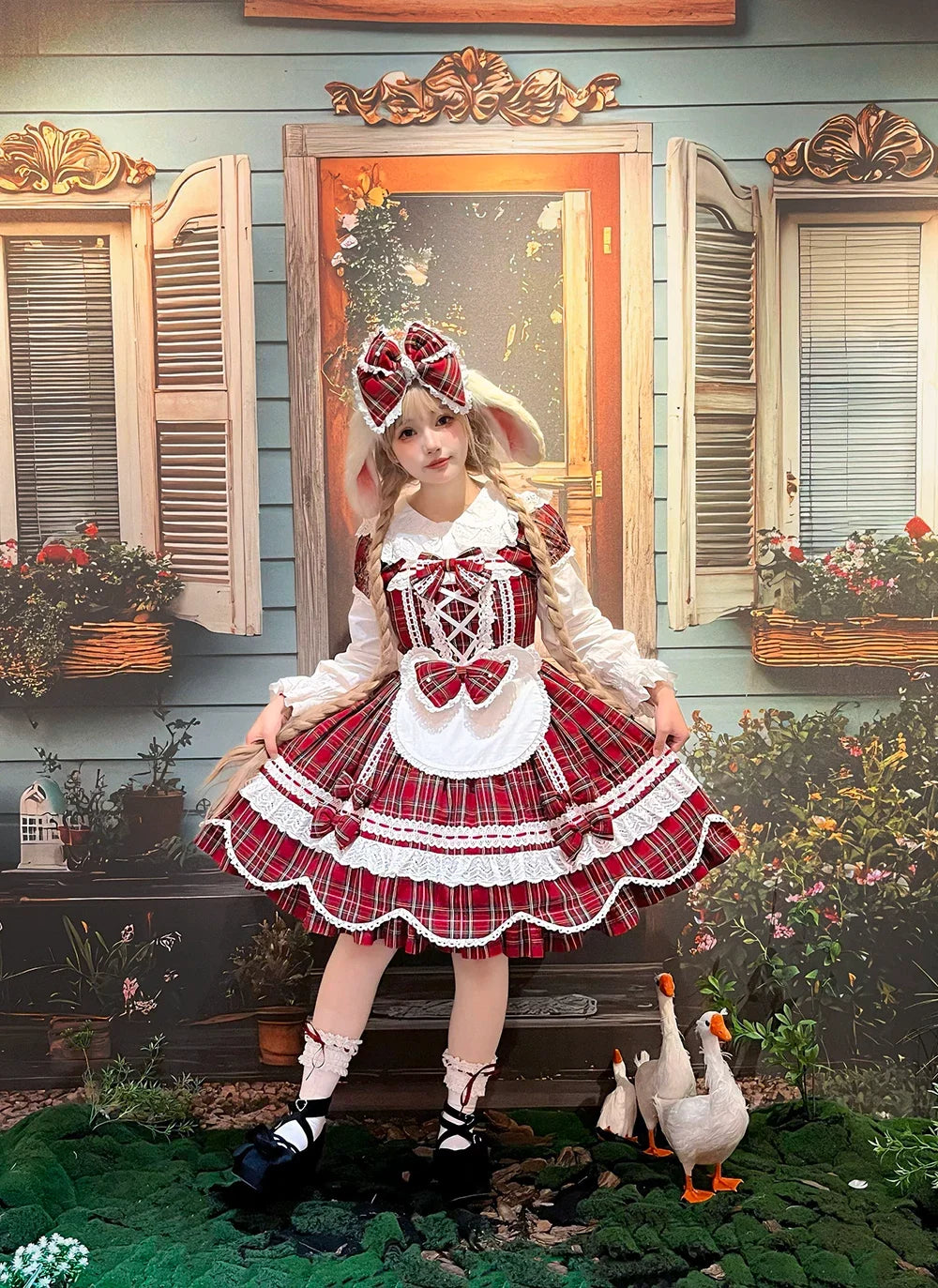 Miss Point - Plaid Petal Bunny - Old School Lolita Plaid OP Dress, Petal-shaped Hem