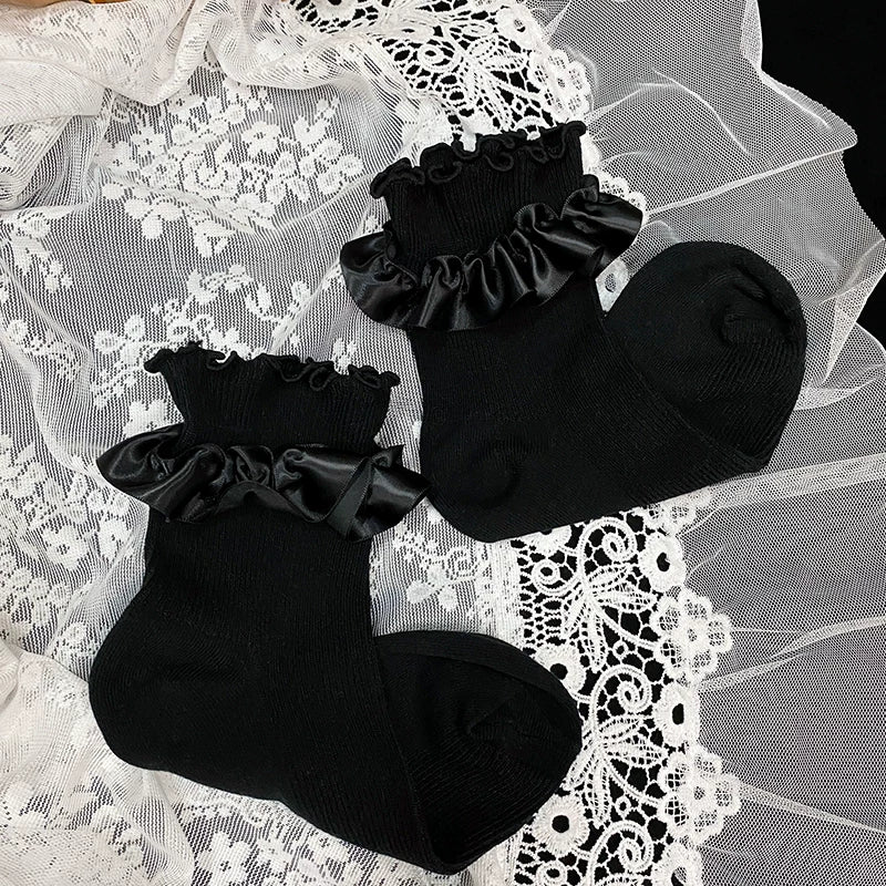 Sock Noble - Classic Lace - Cotton socks with ruffled lace trim