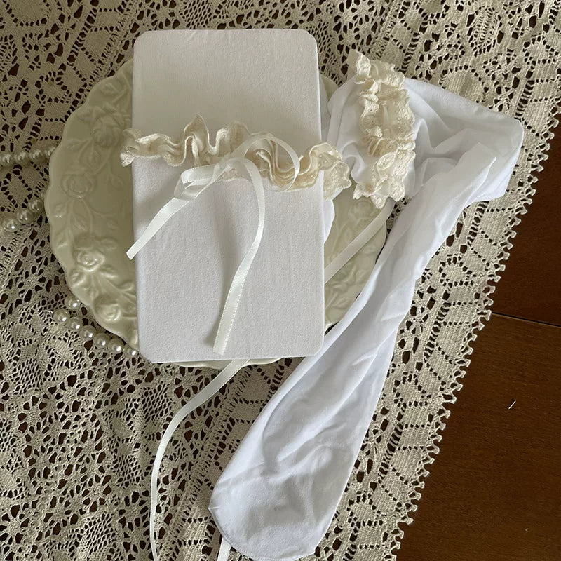 Sock Noble - Cream Lace - Velvet Tights with Lace-Trimmed Bands