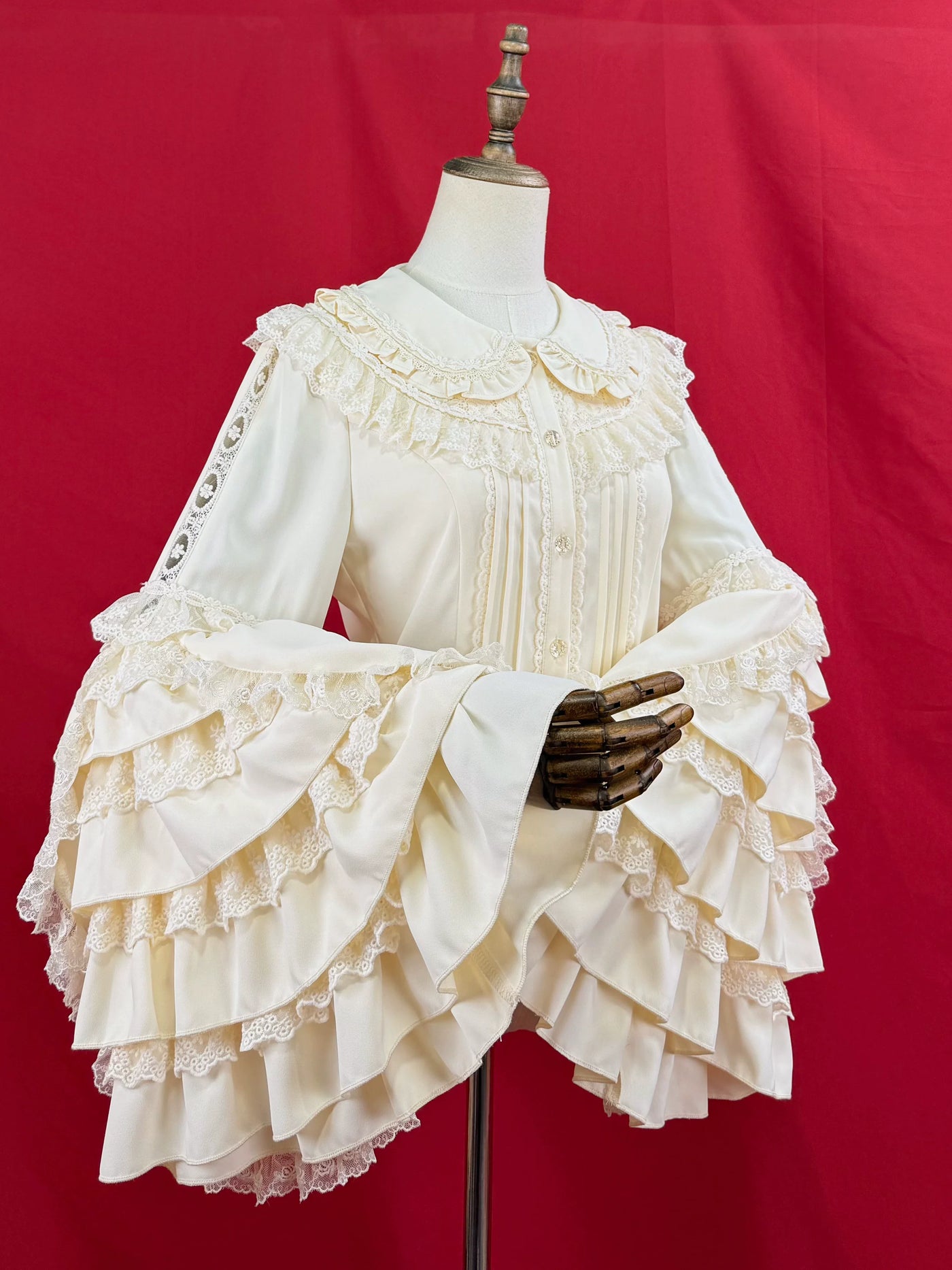 DMFS Lolita - Snow Mochi - Classic Lolita Hime Sleeve Shirt, Lace Accent