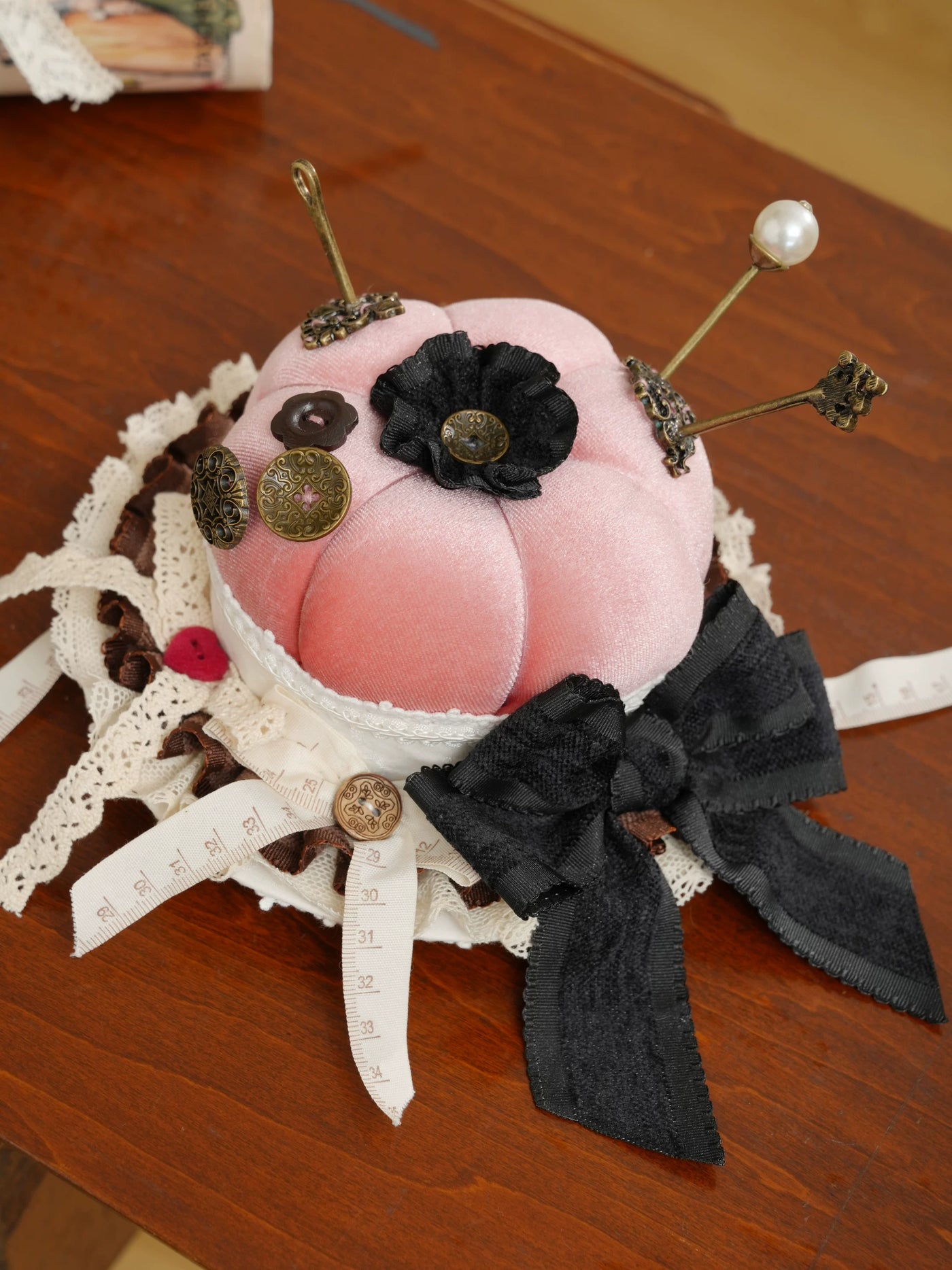 Star Box - Antique Patchwork House - Sewing-Inspired Mini Hat with Lace Trim