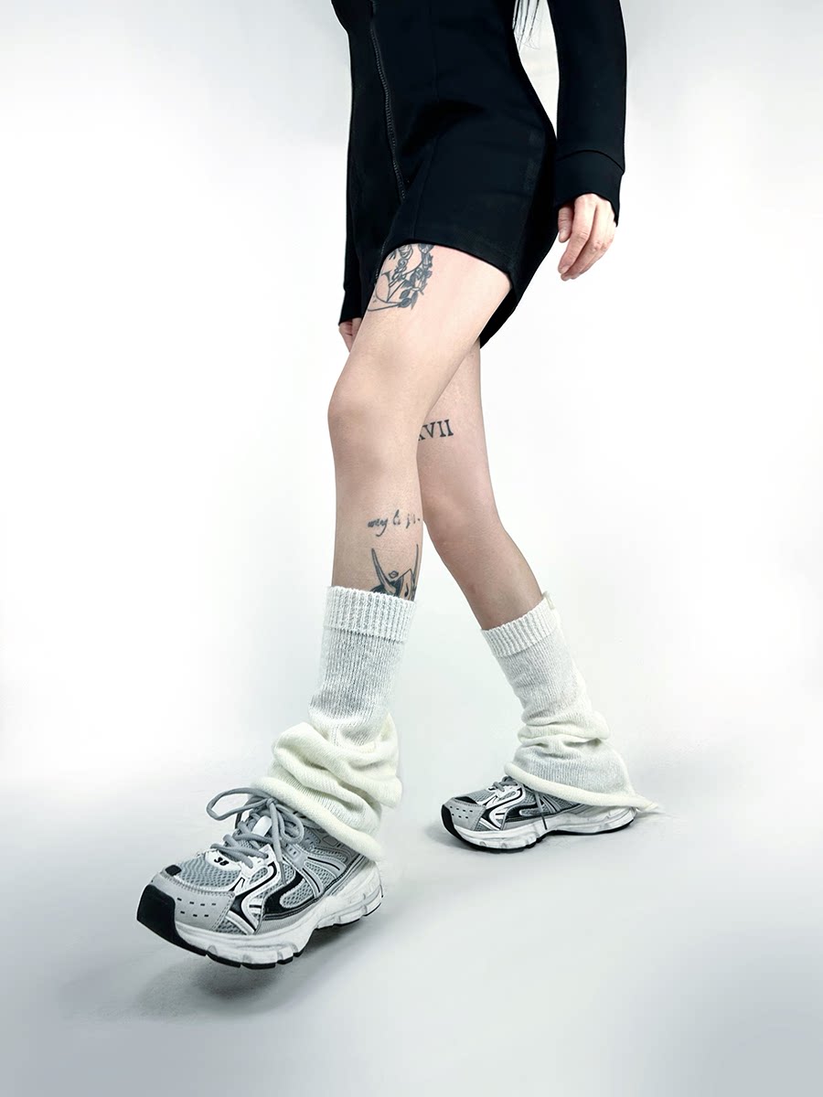 White Socks - Harajuku Y2K - Slouch Socks with a Gathered Leg