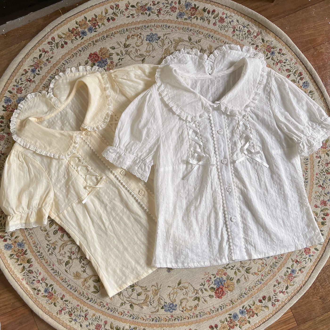 Natural color sweet lolita blouse with lace trim details