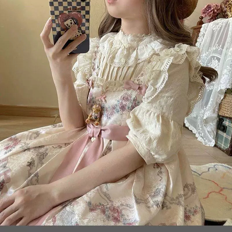Sweetheart Dream Machine - Lota Vintage Doll - Lace Stand-Collar Mid-Sleeve Blouse