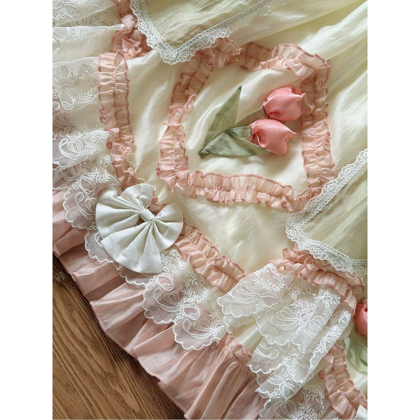 Creamy - Green Pink Floral - Short-Sleeve Lolita Dress with Layered Lace