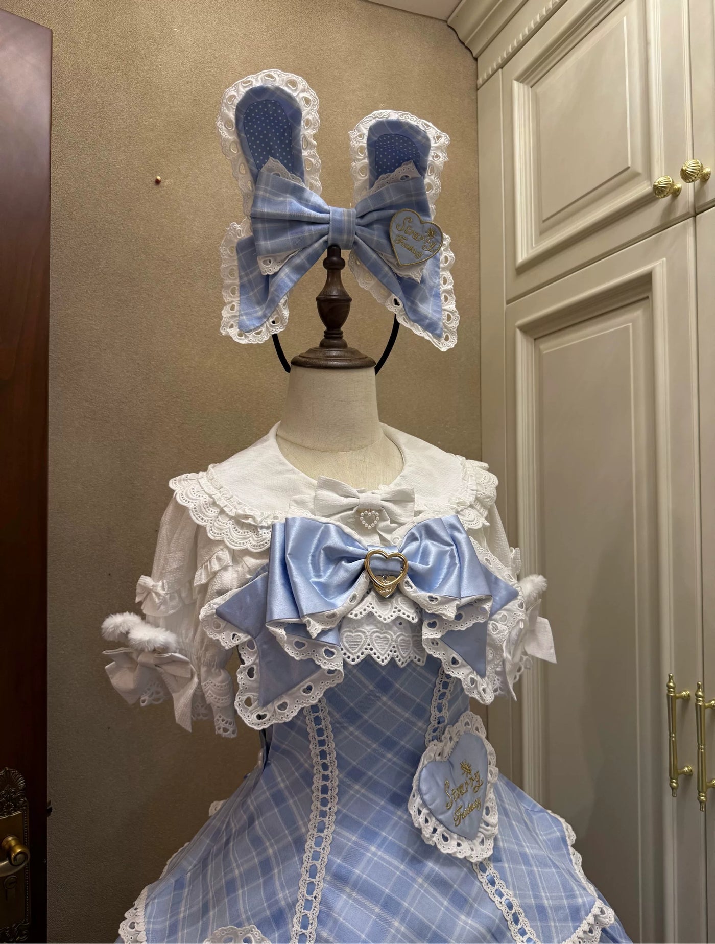 Star Fantasy - Little Ears - Lolita Blouse with Angel and Strawberry-Cake Motifs
