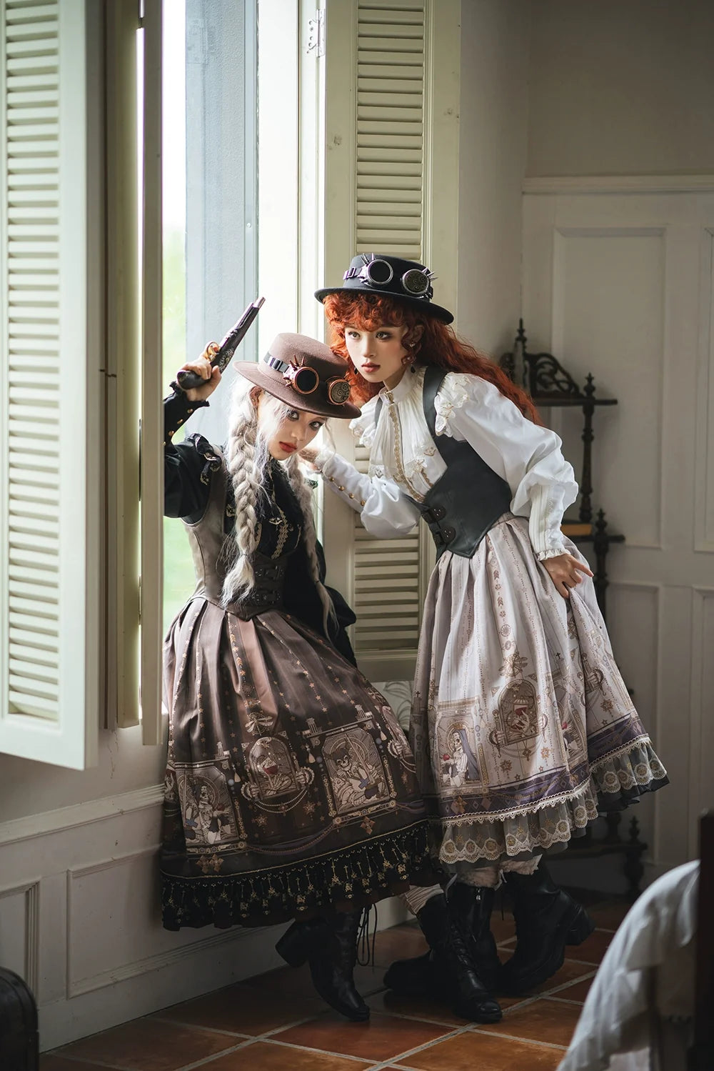 Miss Point - Demon Hunting Notes - Fishbone Gothic Lolita Skirt