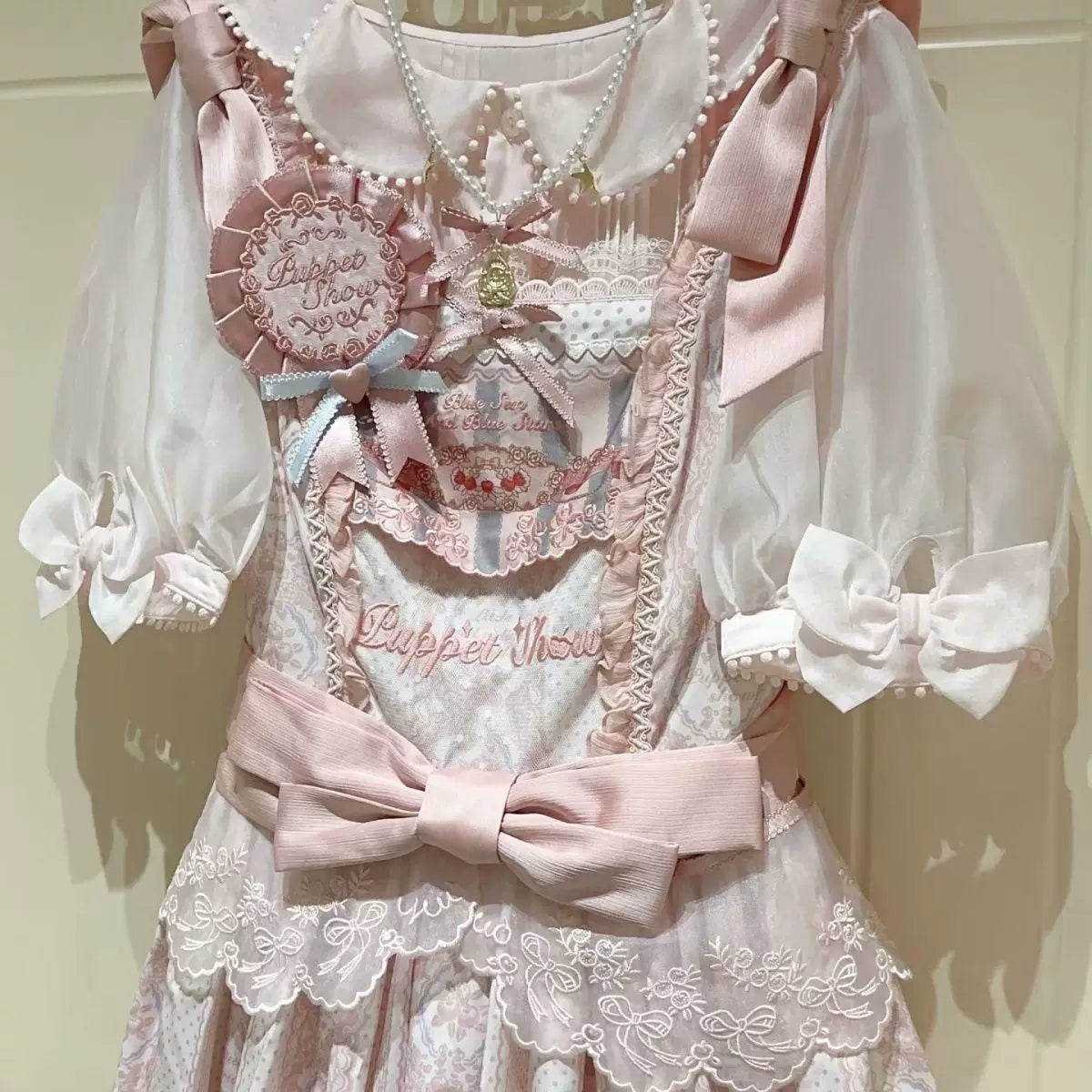 Sweetheart Dream Machine - Petal Collar - Lolita Blouse with Puff Sleeves