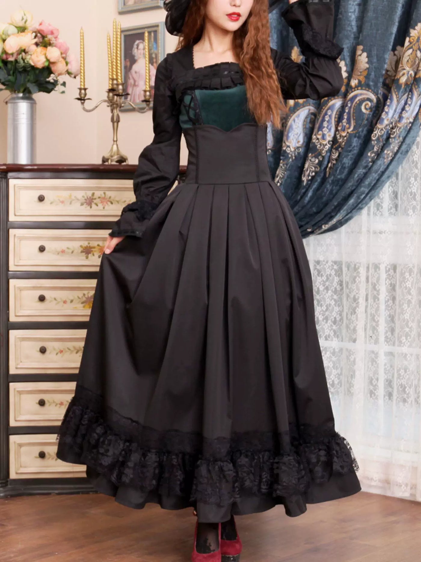 LACE GARDEN - Victorian Court - Black Full Skirt with a Corset Waistband