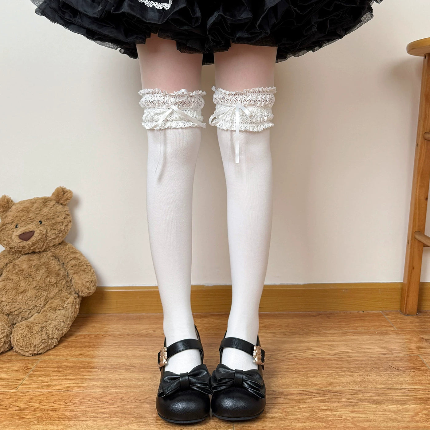 Chubby Bear Tales - Cream Ballet Ribbon - Socks with lace cuffs and tie ribbons