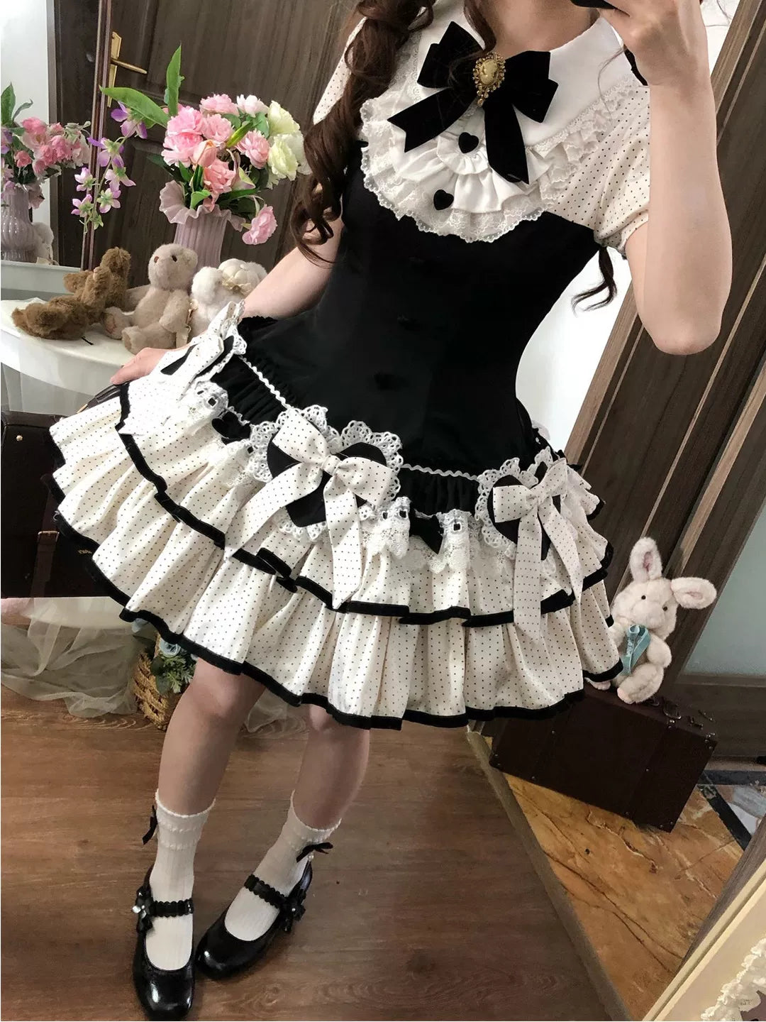 Creamy - Black and White Polka Dot - Lolita One-Piece Dress with a Tiered Ruffle Skirt