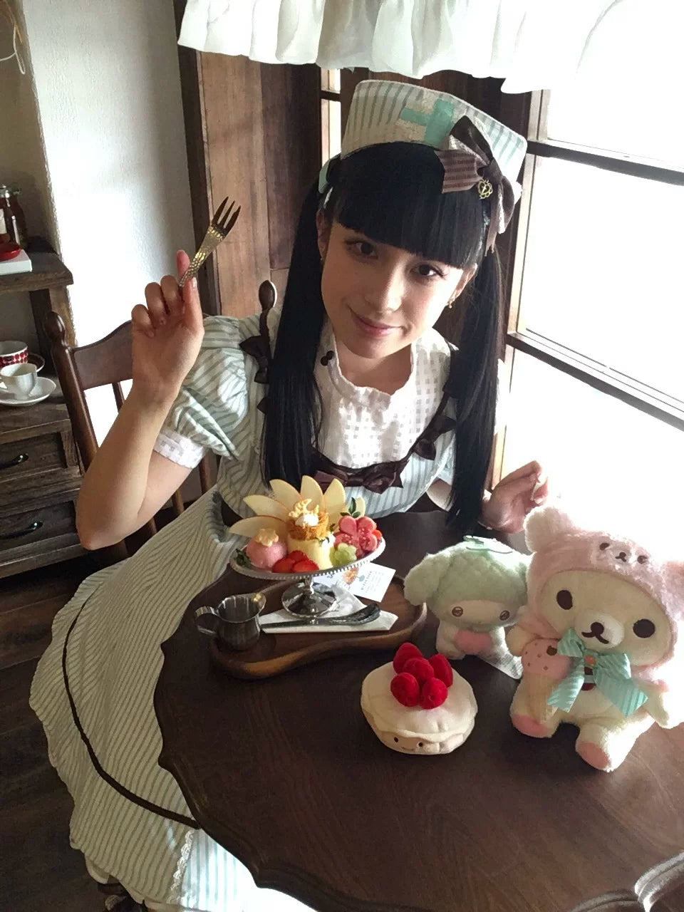 Tata Long Ear - Mint Prescription - Medical-inspired Lolita OP dress with a nurse-style collar