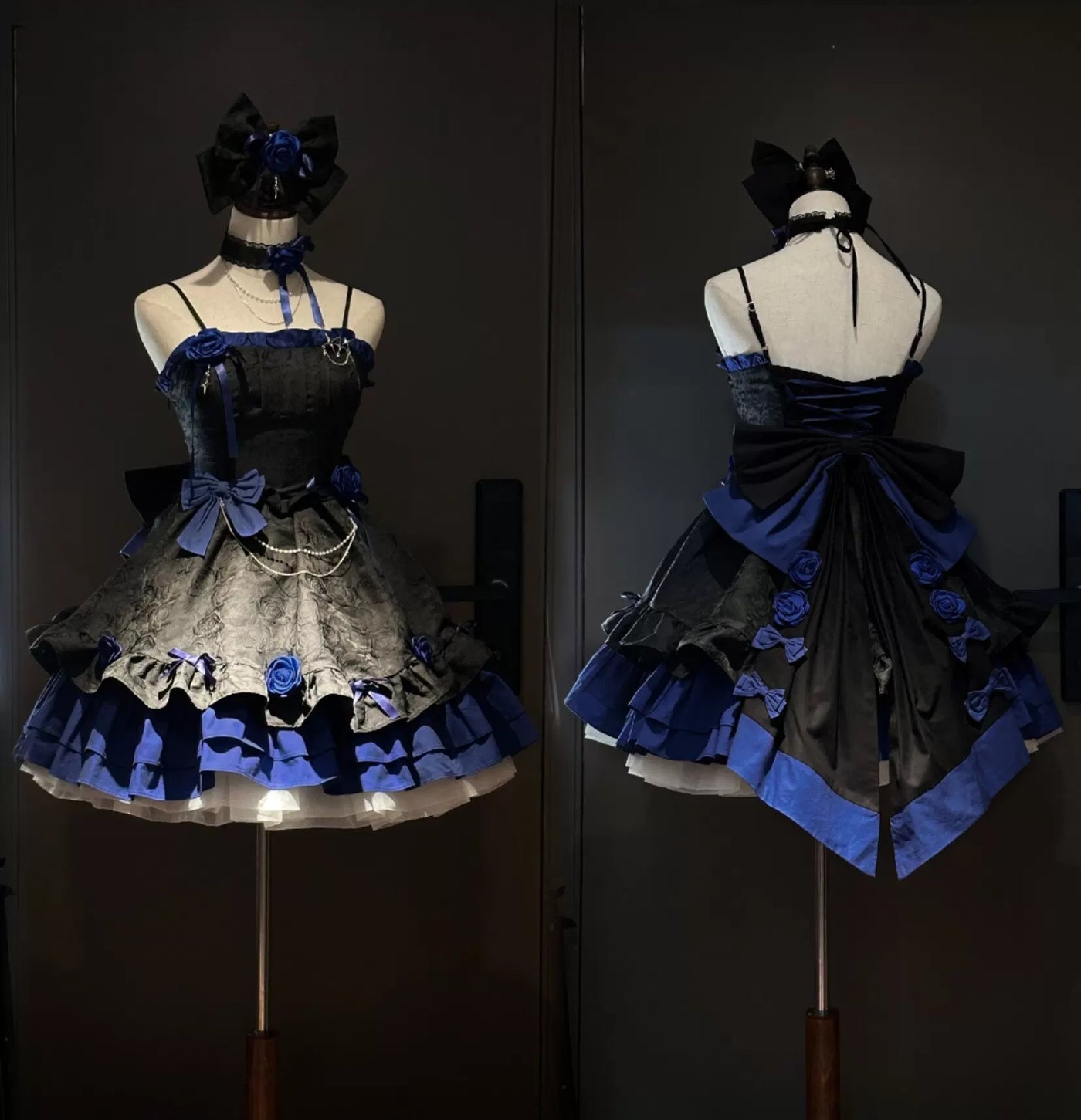 Creamy - Black & Blue Gothic - JSK dress with blue roses and tiered ruffles