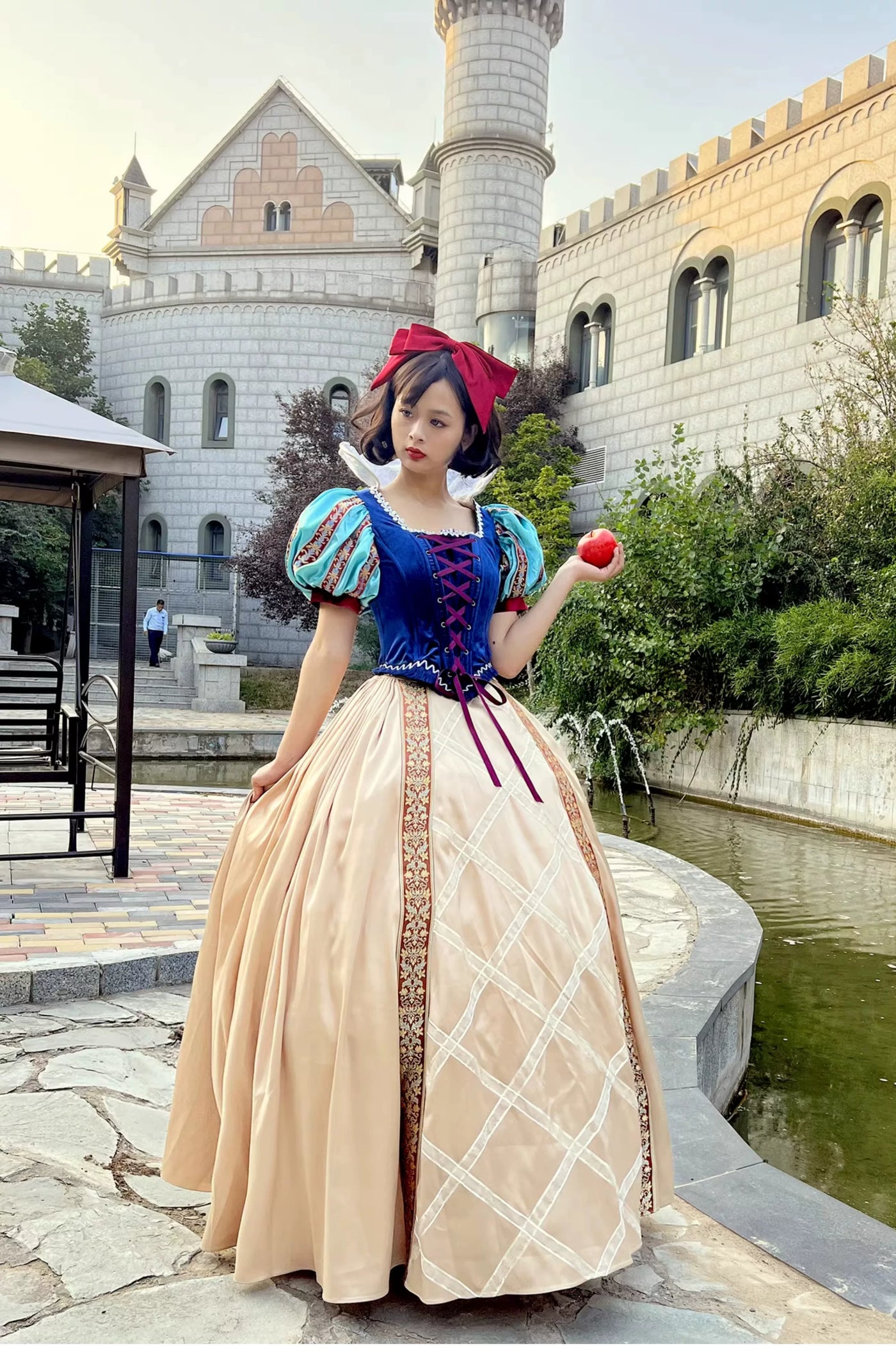 LACE GARDEN - Snow White Arrival - Royal Blue Dress Set with Puff Sleeves