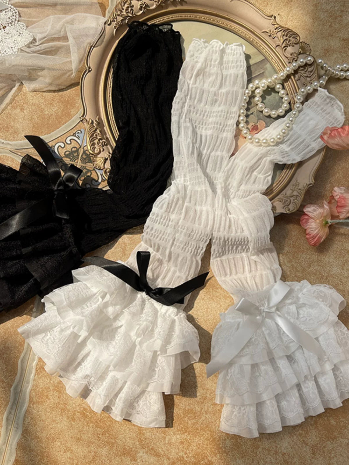 Sock Noble - Romantic Ruffle - Mesh mid-calf sock covers with bows